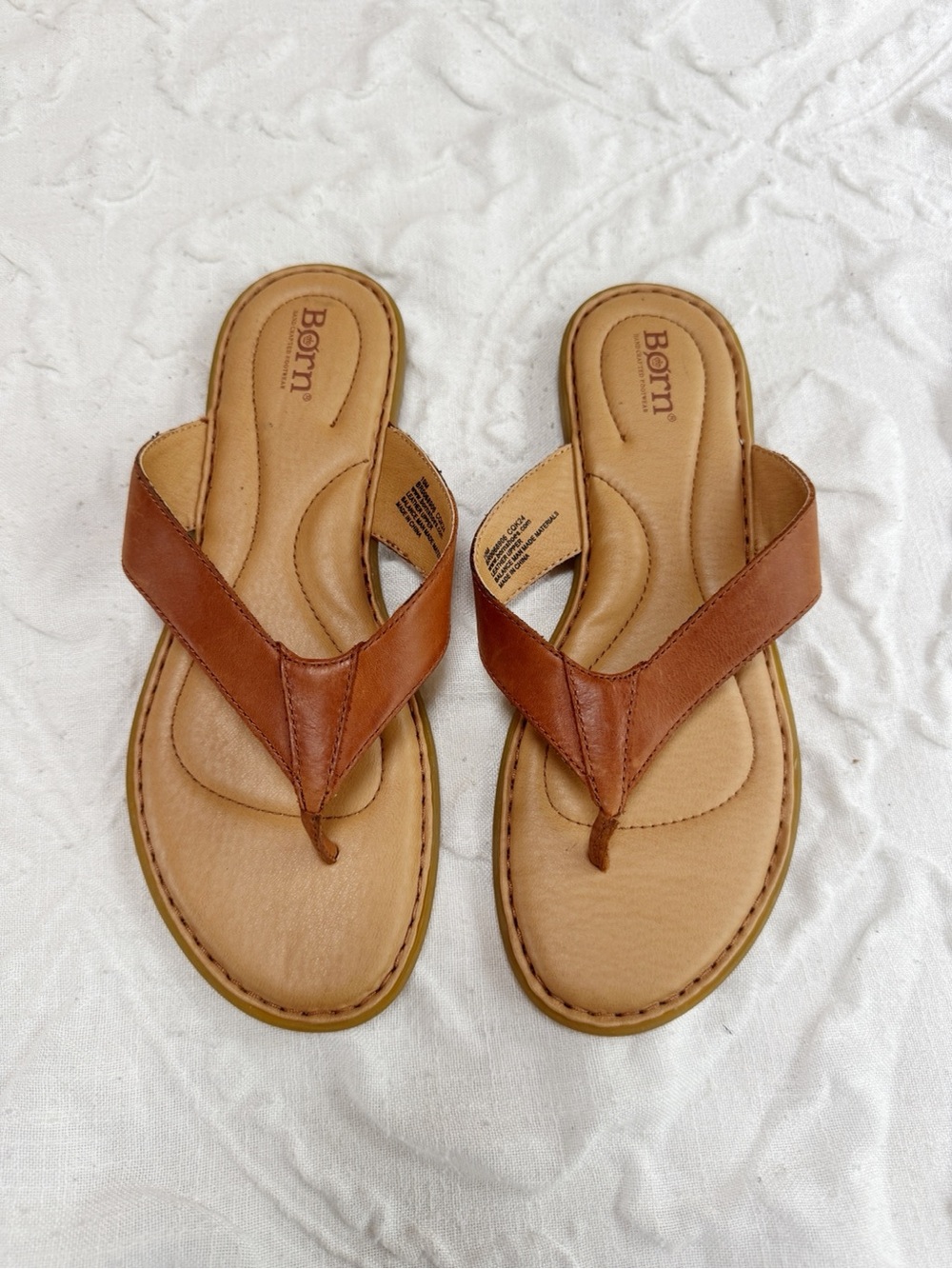 Born Ciara Flip Flop Size 10 New